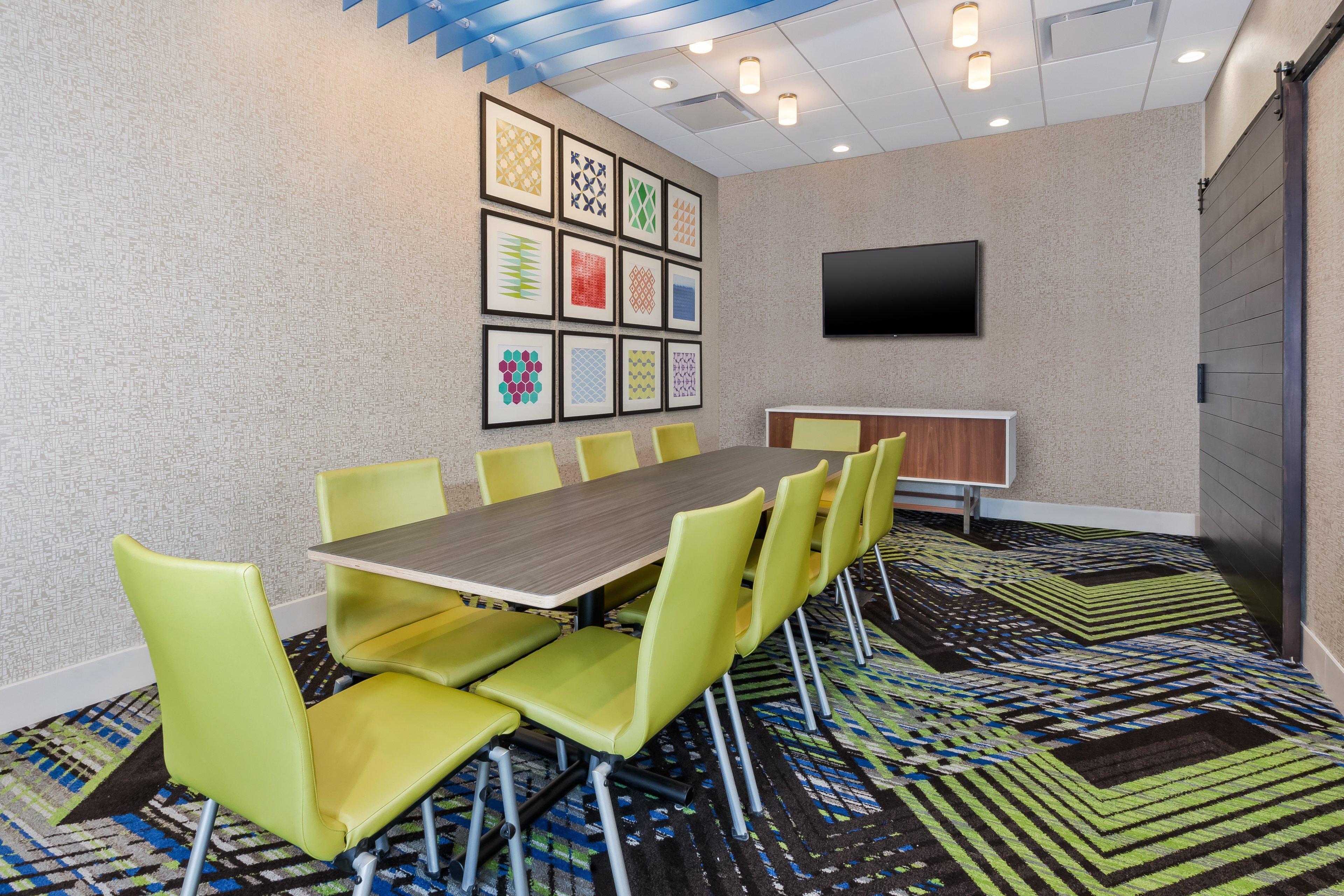 Holiday Inn Express & Suites - Grand Rapids Airport - South By Ihg Cascade Exterior foto