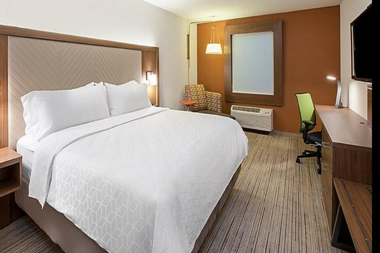 Holiday Inn Express & Suites - Grand Rapids Airport - South By Ihg Cascade Exterior foto