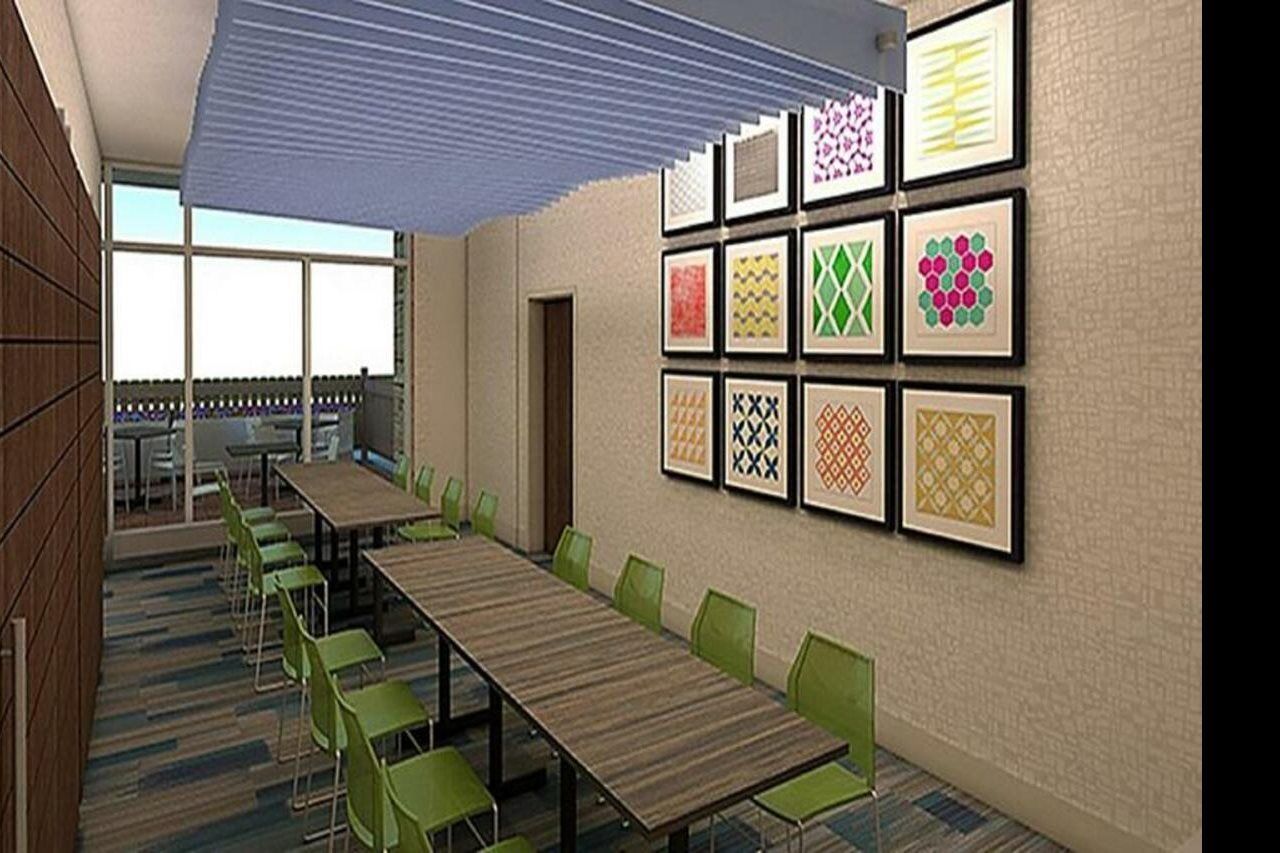Holiday Inn Express & Suites - Grand Rapids Airport - South By Ihg Cascade Exterior foto