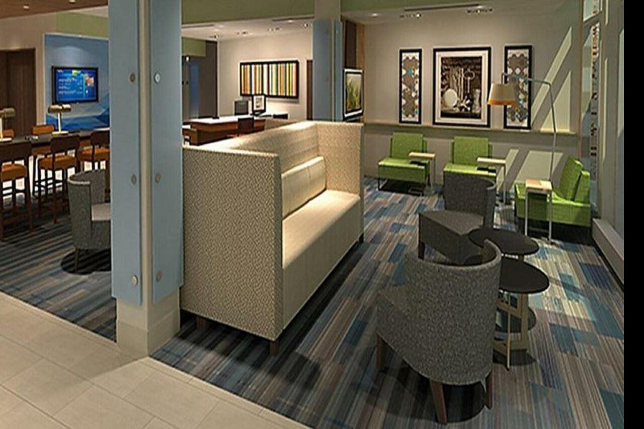 Holiday Inn Express & Suites - Grand Rapids Airport - South By Ihg Cascade Exterior foto